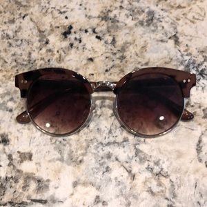 Loft sunnies